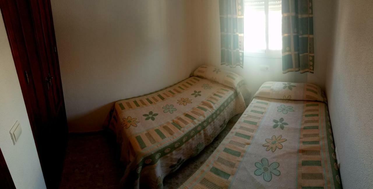 Apartamento Villamartin, Tranquilo Y Con Parking Conil De La Frontera Exteriör bild