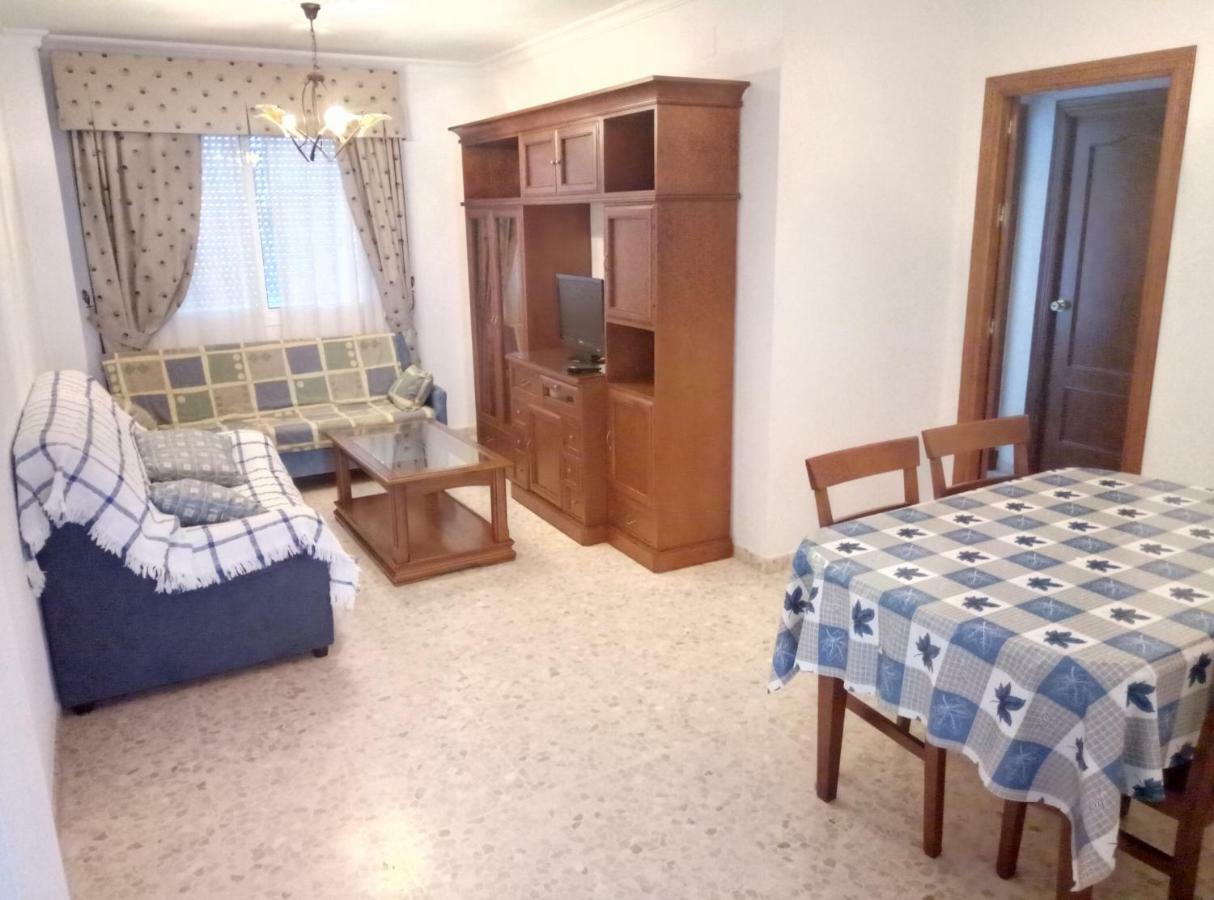 Apartamento Villamartin, Tranquilo Y Con Parking Conil De La Frontera Exteriör bild